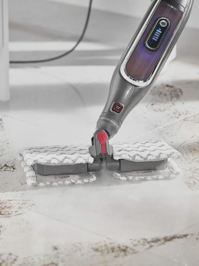 Shark-Steam-Mop-S6003EU-Muddy-Floor-2-1200x1600