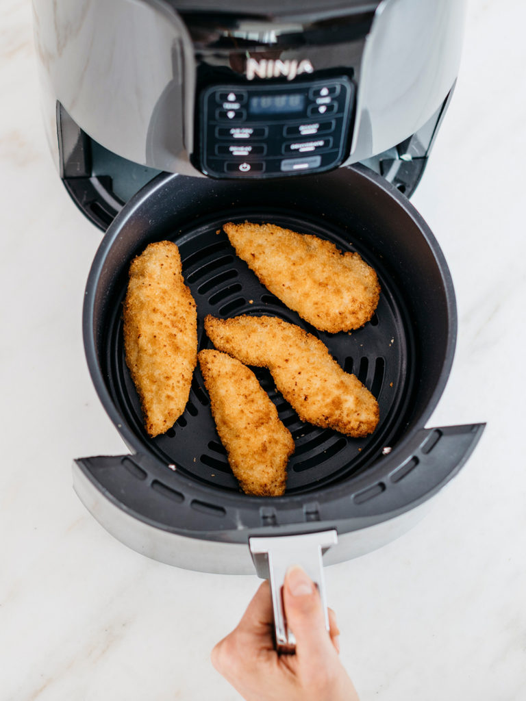 Ninja-Air-Fryer-AF100UK-chicken-tenders